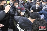 解卦软件多次未经允许外出，“素媛案”凶手赵斗淳再次被拘留
